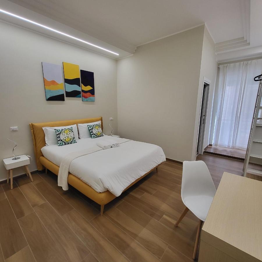 B&B Salerno Urban Suite 57 ภายนอก รูปภาพ