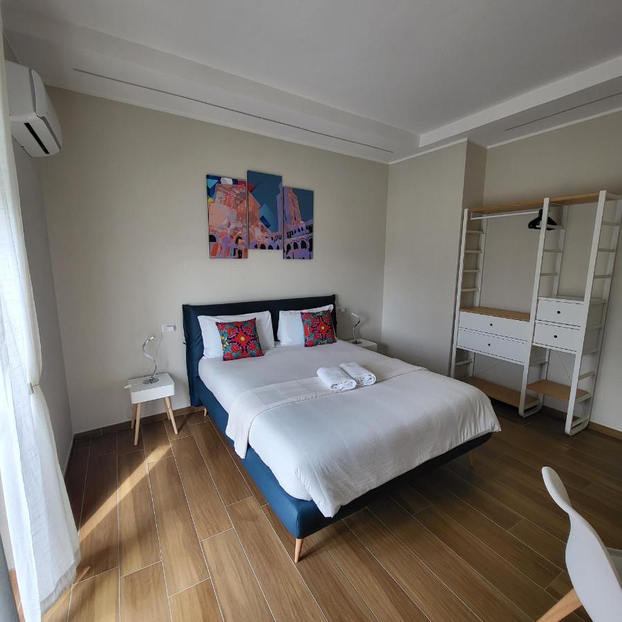 B&B Salerno Urban Suite 57 ภายนอก รูปภาพ