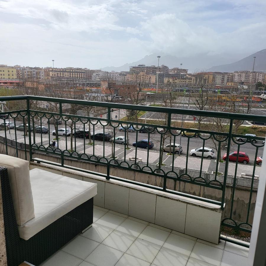 B&B Salerno Urban Suite 57 ภายนอก รูปภาพ