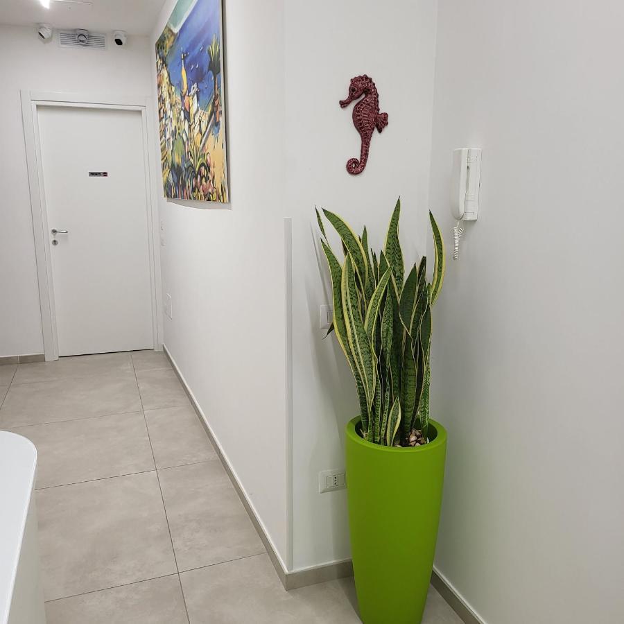 B&B Salerno Urban Suite 57 ภายนอก รูปภาพ