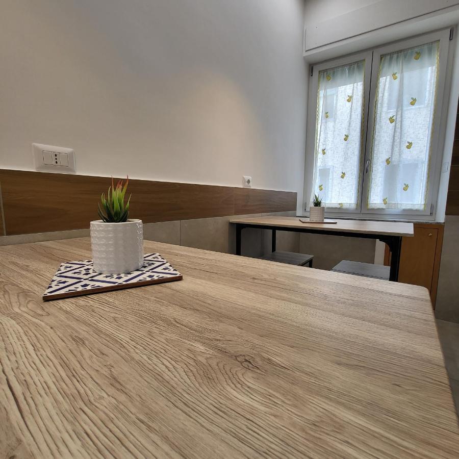 B&B Salerno Urban Suite 57 ภายนอก รูปภาพ
