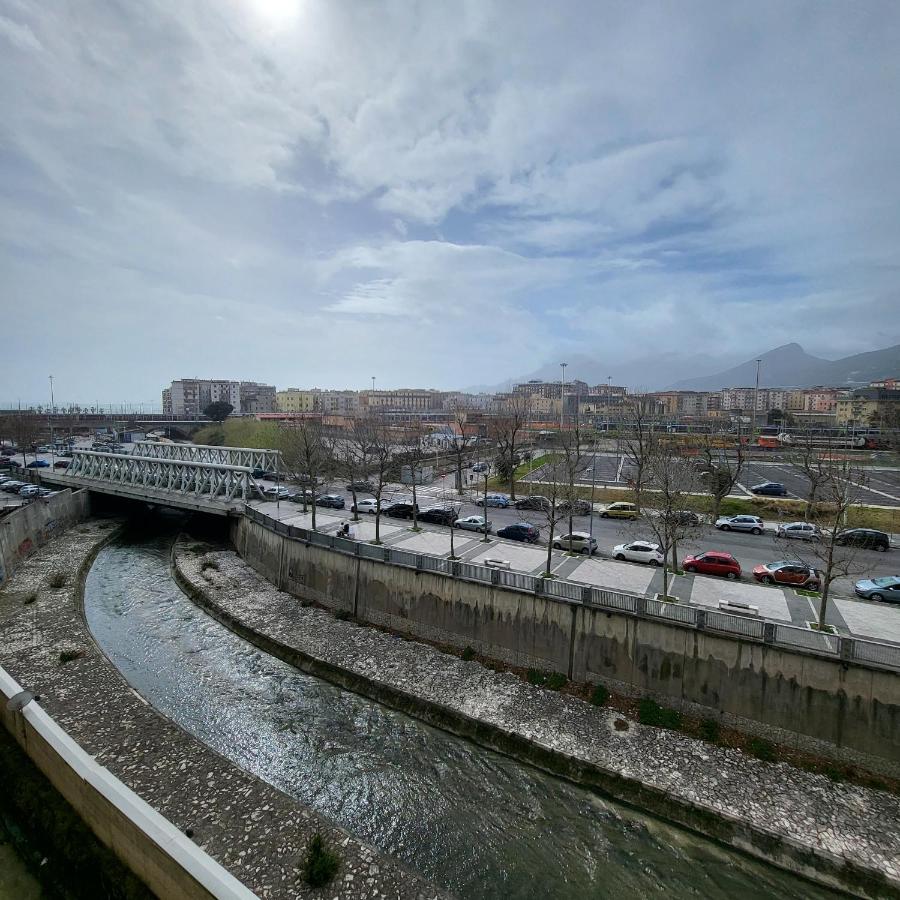 B&B Salerno Urban Suite 57 ภายนอก รูปภาพ