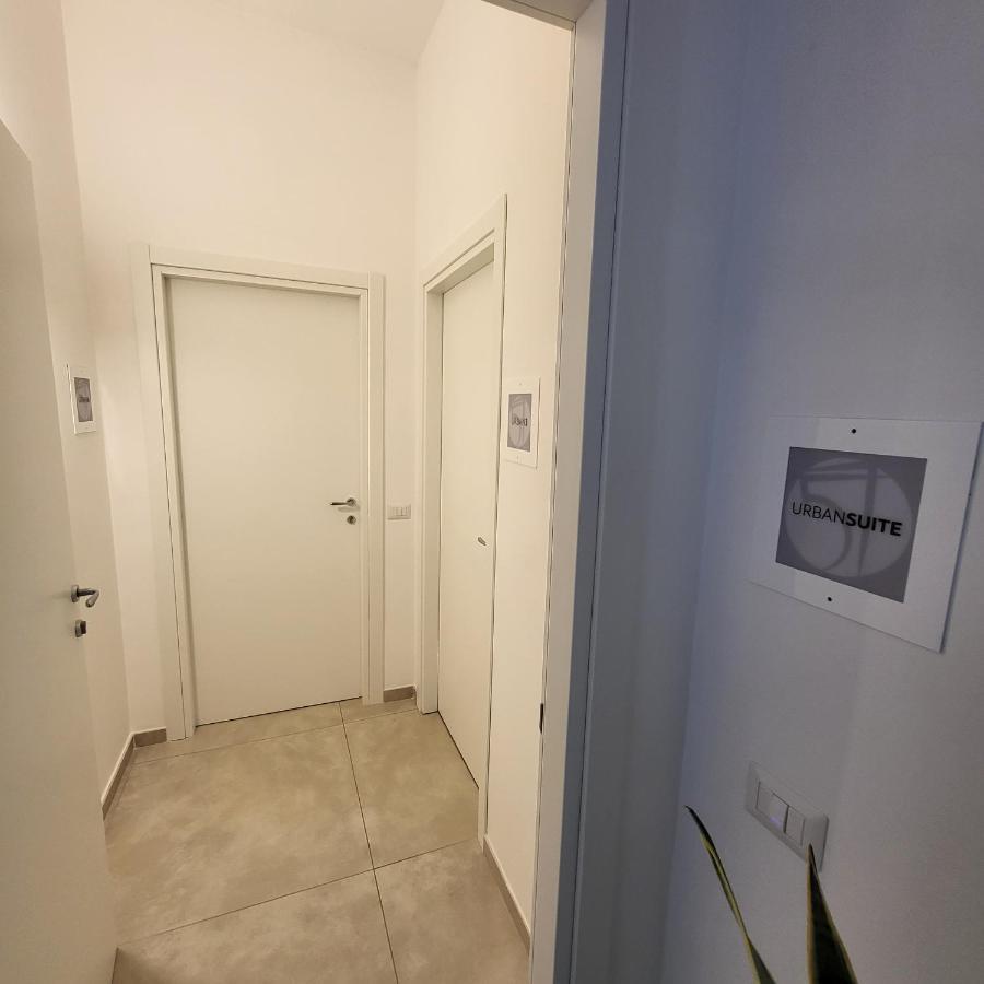 B&B Salerno Urban Suite 57 ภายนอก รูปภาพ