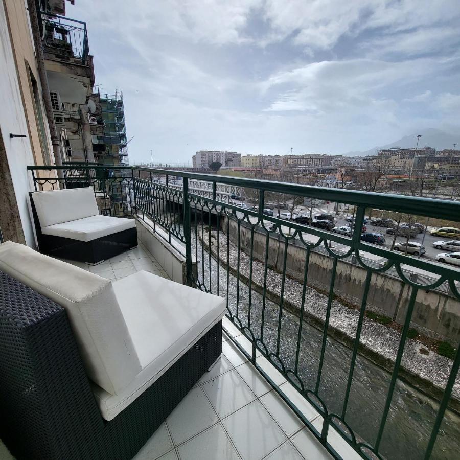 B&B Salerno Urban Suite 57 ภายนอก รูปภาพ