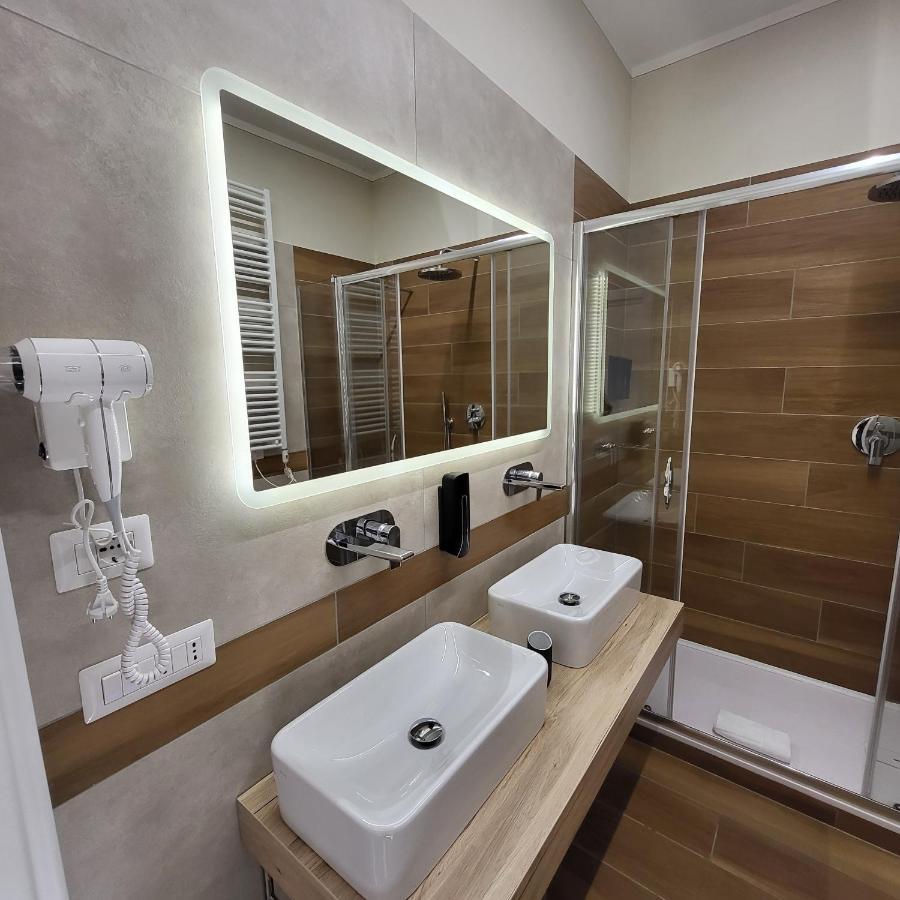 B&B Salerno Urban Suite 57 ภายนอก รูปภาพ