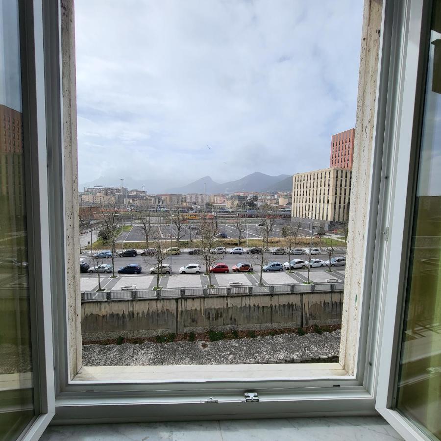 B&B Salerno Urban Suite 57 ภายนอก รูปภาพ