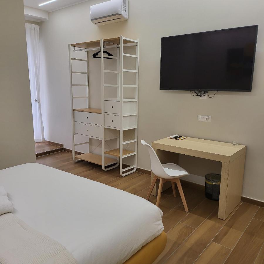 B&B Salerno Urban Suite 57 ภายนอก รูปภาพ