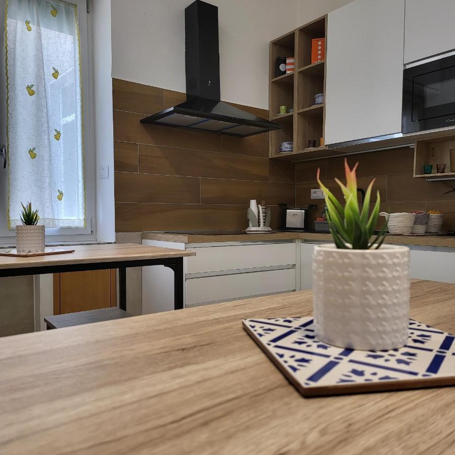 B&B Salerno Urban Suite 57 ภายนอก รูปภาพ