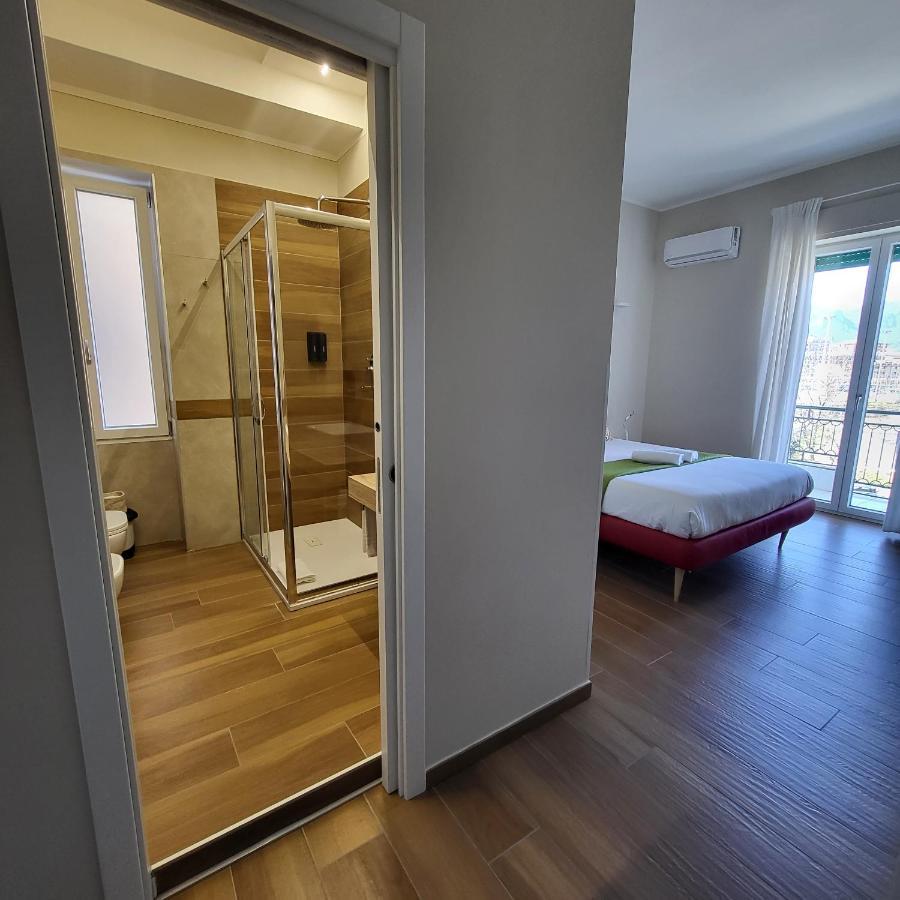 B&B Salerno Urban Suite 57 ภายนอก รูปภาพ